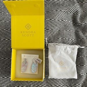 BBWT Kendra Scott Iridescent Earrings